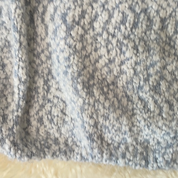 Soft & Eye Lash Sky Blue & White Sweater by Buffalo/ Size XXL - Picture 4 of 10